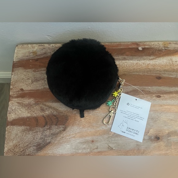 Studio Ghibli Spirited Away Soot Sprite Figural Coin Purse (FIRM PRICE) - Picture 5 of 6